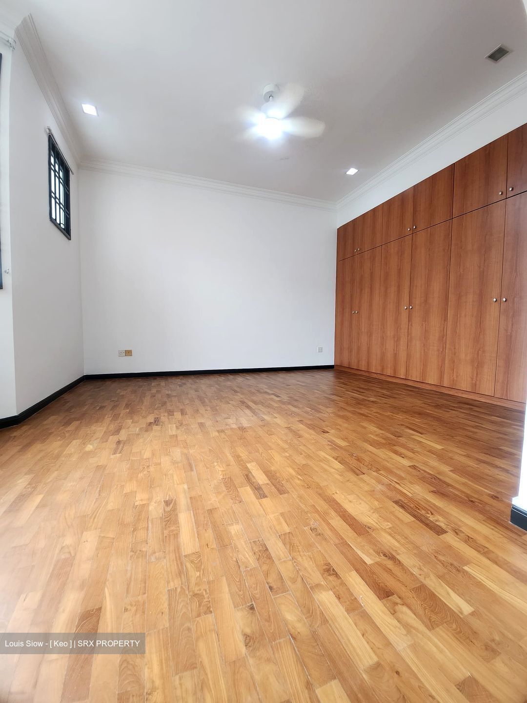 Highgate Crescent (D21), Terrace #632986221
